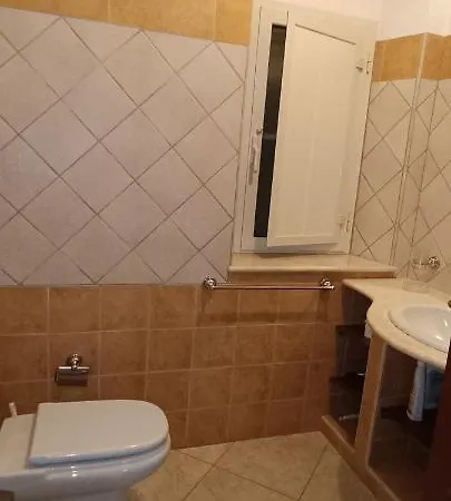 דירה Re - Aurora Rimedia A 50 Metri Dal Mare אורוסיי