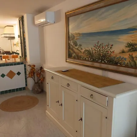 Re - Aurora Rimedia A 50 Metri Dal Mare דירה