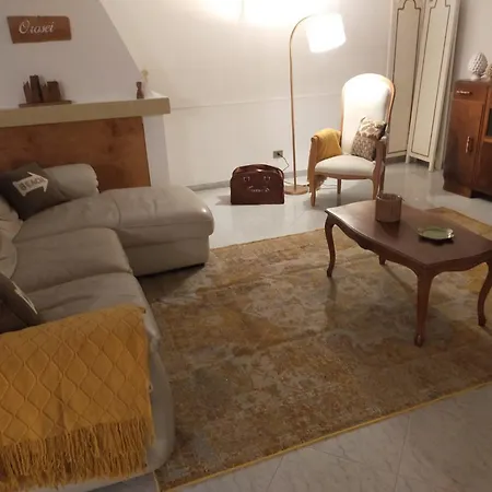 דירה Re - Aurora Rimedia A 50 Metri Dal Mare אורוסיי