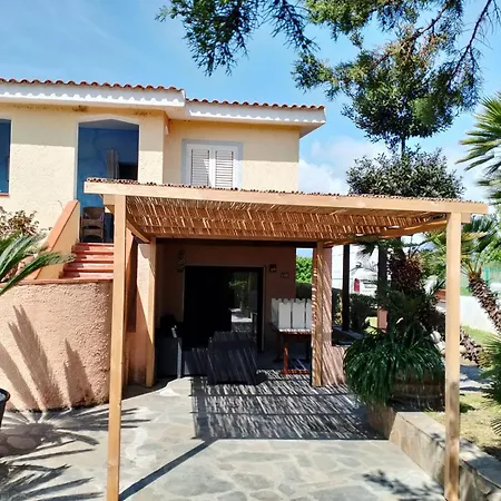 דירה Re - Aurora Rimedia A 50 Metri Dal Mare אורוסיי